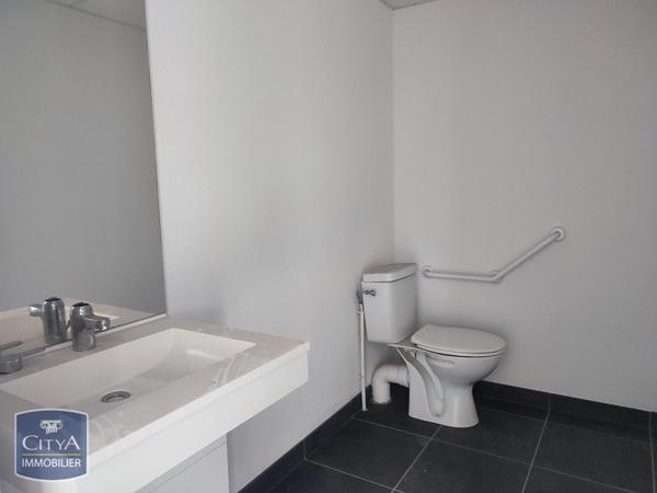 Local commercial à vendre 105m²