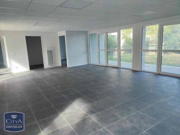 Local commercial à vendre 105m²