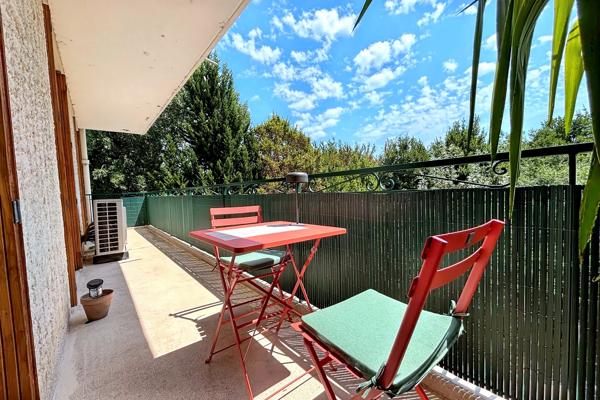 Appartement
         4 pièces
        - 96 m² 145 000 € *