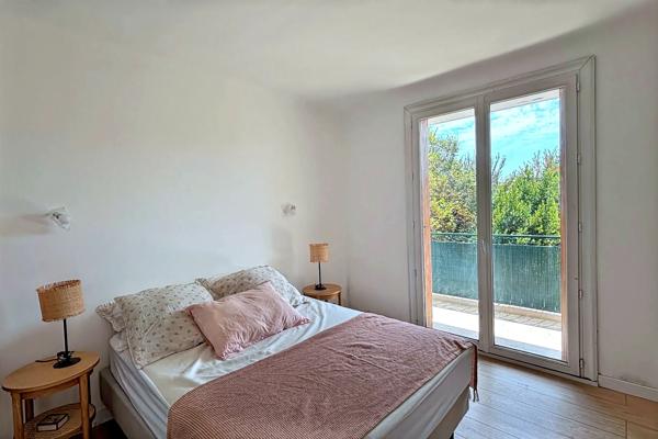 Appartement
         4 pièces
        - 96 m² 145 000 € *