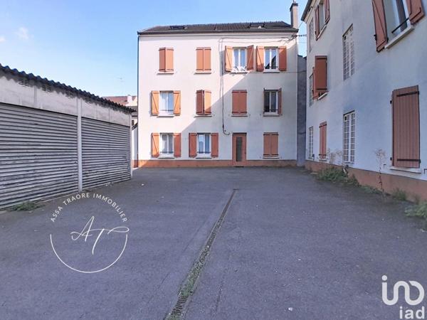 Location appartement 1 pièce 22 m² Corbeil-Essonnes