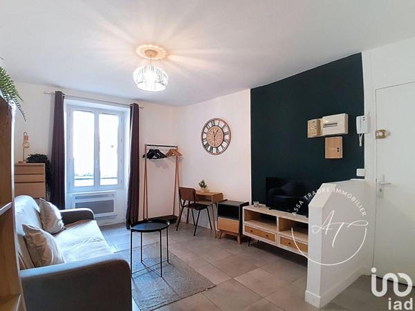Location appartement 1 pièce 22 m² Corbeil-Essonnes