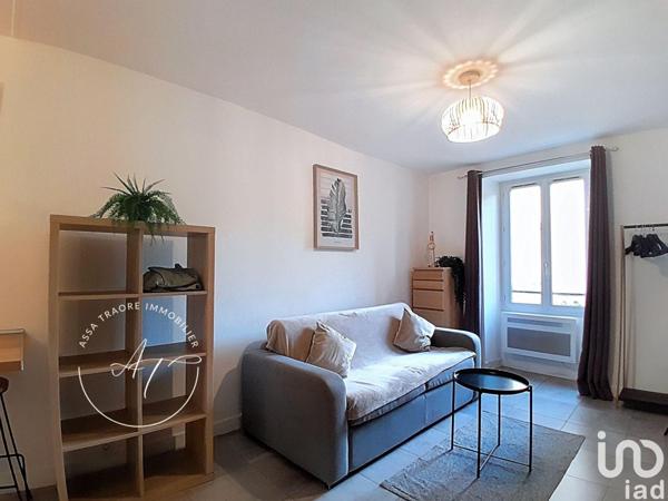 Location appartement 1 pièce 22 m² Corbeil-Essonnes