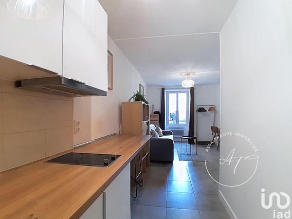 Location appartement 1 pièce 22 m² Corbeil-Essonnes