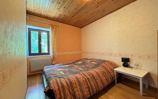 Maison à vendre    4 pièces • 92,23 m2 Entre-deux-Guiers