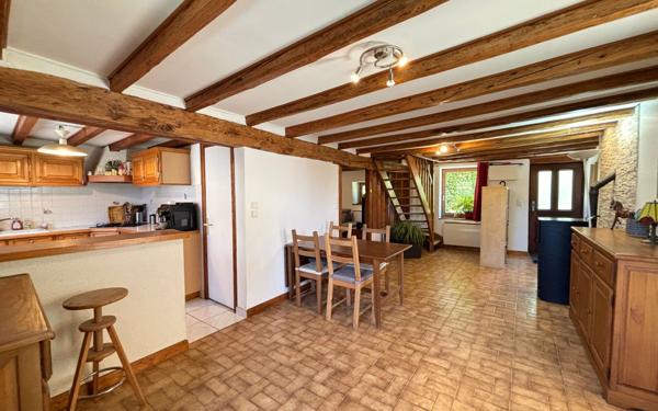 Maison à vendre    4 pièces • 92,23 m2 Entre-deux-Guiers