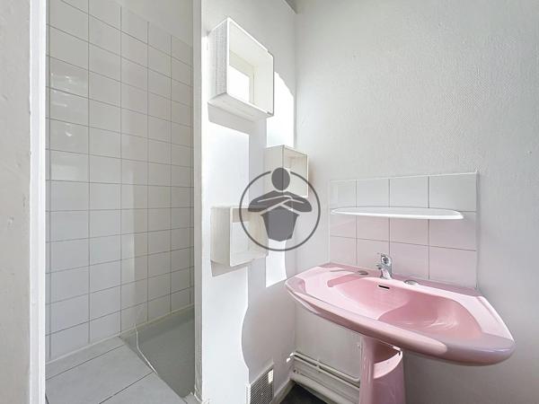 Location                                                      Maison
                        
                     6 pièces                      122 m2                     à Saint-Quentin