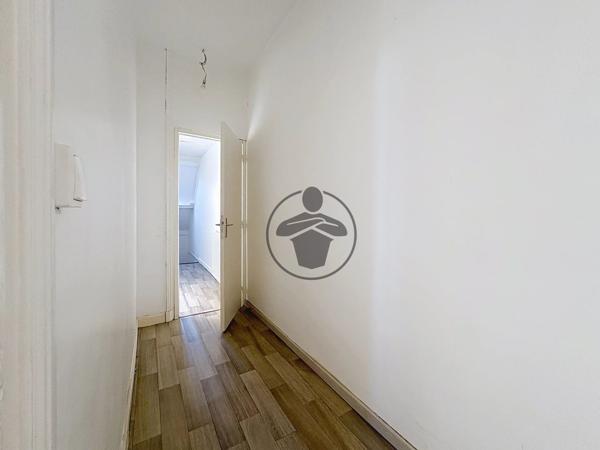 Location                                                      Maison
                        
                     6 pièces                      122 m2                     à Saint-Quentin
