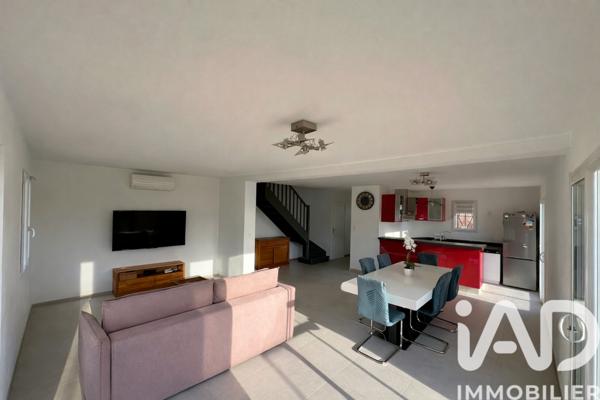 Maison à vendre 5 pièces 121 m² Saint-Étienne-la-Varenne