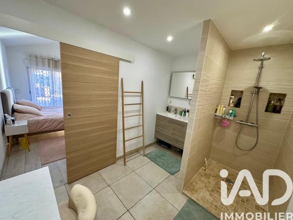 Maison à vendre 5 pièces 121 m² Saint-Étienne-la-Varenne