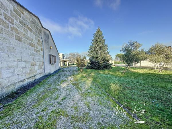 2 Maisons sur beau terrain