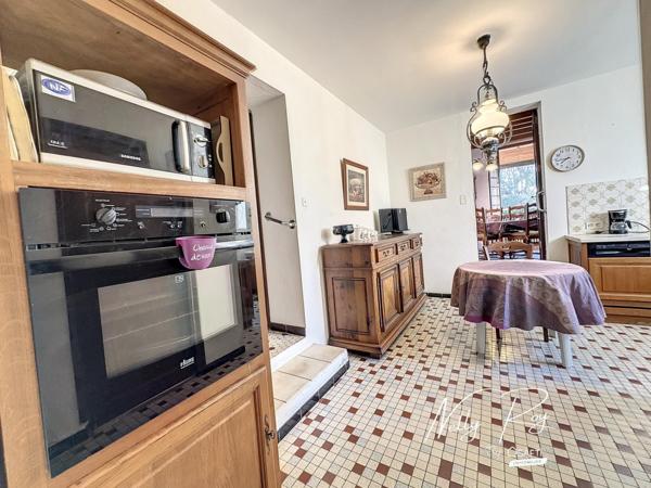 2 Maisons sur beau terrain