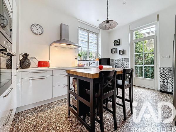 Maison à vendre 12 pièces 265 m² Châlons-en-Champagne