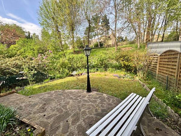 Maison Saint Ouen L Aumone 6 pièce(s) 125 m2 309 000 € ** - Référence 11224