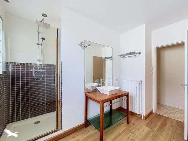 Maison à vendre 218 325 € Les Herbiers 4 p 132 m² DPE C