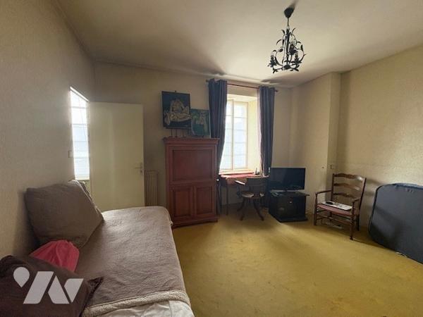 EXCEPTIONNEL  DUPLEX AVEC TERRASSE AU COEUR DE QUIMPER