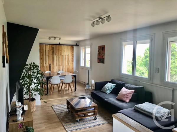 Appartement F4 à vendre  4 pièces - 82 m 2   ALBI  - 81