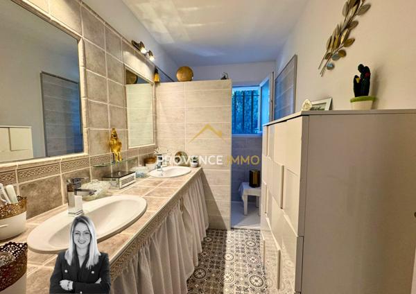 Salon-de-Provence (13300) Villa familiale avec piscine, secteur résidentiel Aires de la Dîme