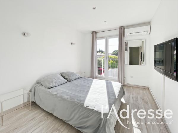 Maison Marseille - 4 pièces - 86 m2 (dont 59,84m2 en loi carrez)
