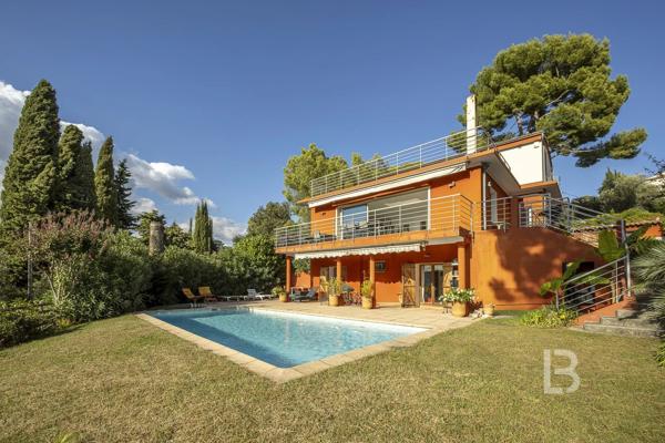 Co-Exclusivité - Villa au Cannet au calme avec vue Mer et Estérel spectaculaire