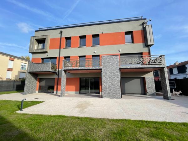 ARRAS (62) - Villa d'architecte contemporaine 6 chambres - Entièrement clôturée et sécurisée - Ascenseur