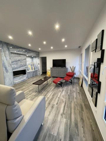 ARRAS (62) - Villa d'architecte contemporaine 6 chambres - Entièrement clôturée et sécurisée - Ascenseur