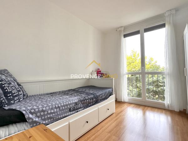 Salon-de-Provence (13300) Salon de Provence – T4 avec clim et isolation 2024 – Résidence sécurisée