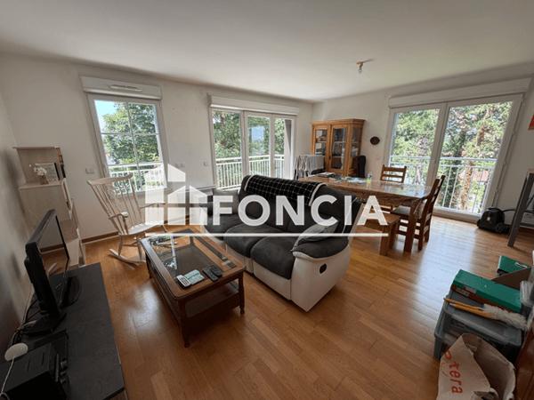Location Appartement 3 pièces 71.67 m² - 29 RUE DE VERDUN Dainville 62000