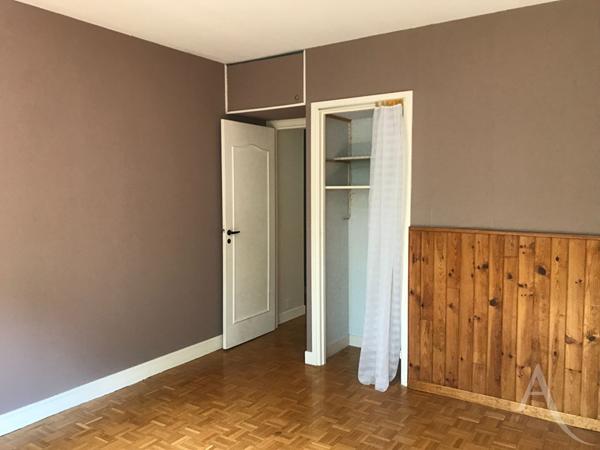 À louer - Appartement 4 pièces de 76,85m2 à AUBERGENVILLE