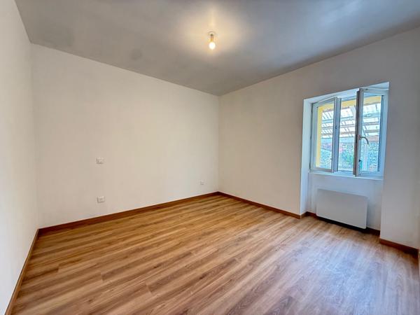 Maison F3 avec garage et jardinet