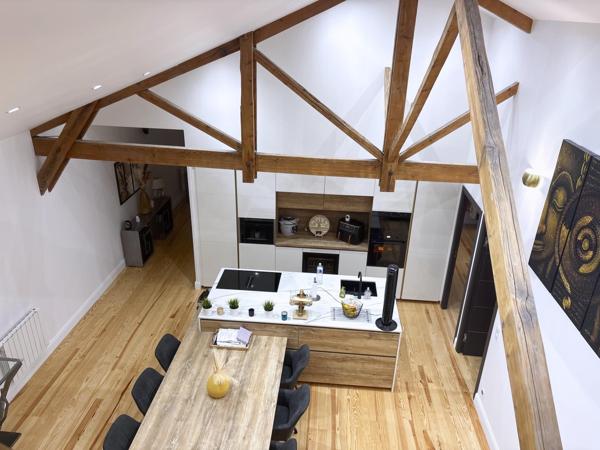 Loft de 152 m² avec pièce de vie de 70 m²