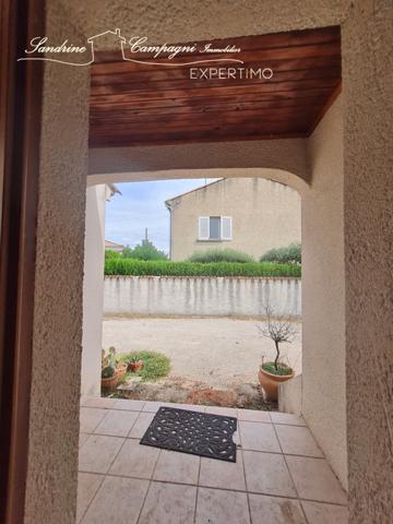 Les Angles (30133) VILLA de plain pied, T4 avec garage, cour et jardin arboré piscinable à deux pas des commerces