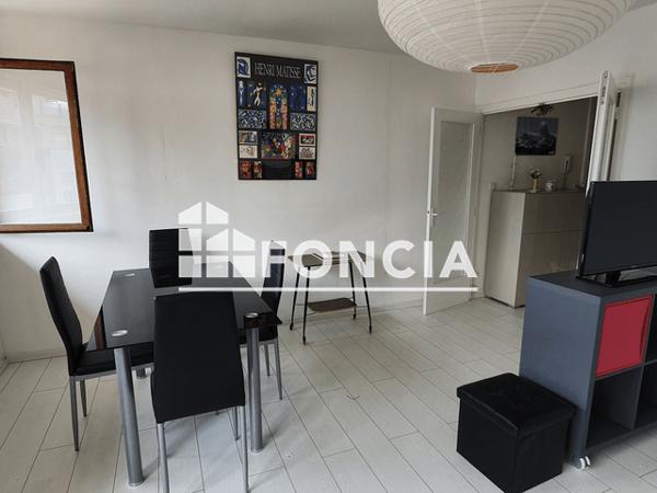 Location Appartement meublé 2 pièces 53.3 m² - RES HAUTE PLANTE Pau 64000