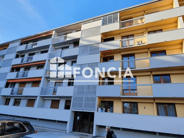 Location Appartement meublé 2 pièces 53.3 m² - RES HAUTE PLANTE Pau 64000