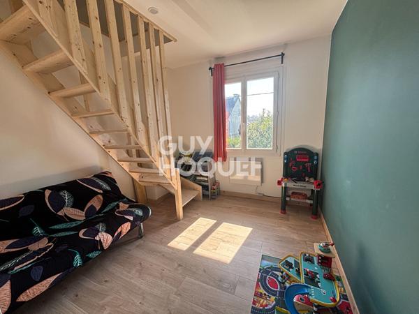 Maison traditionnelle 6 pièces - 132 m2 PLELAN LE PETIT (22)