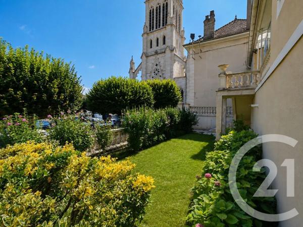 Maison à vendre  5 pièces - 129,06 m 2   BELLEY  - 01