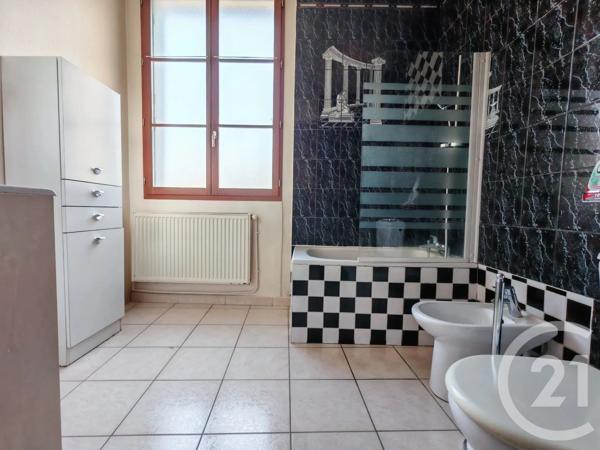 Maison à vendre  5 pièces - 129,06 m 2   BELLEY  - 01