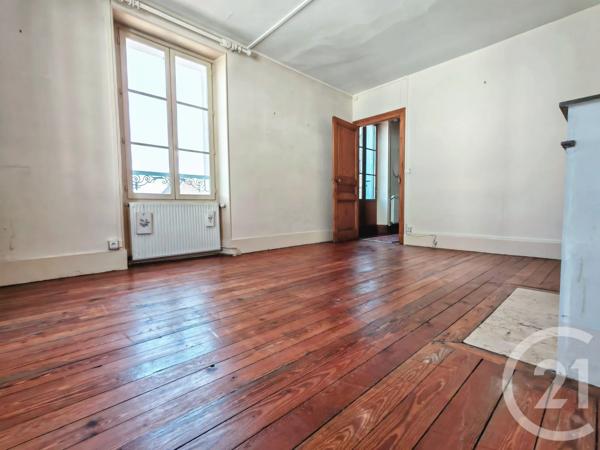 Maison à vendre  5 pièces - 129,06 m 2   BELLEY  - 01