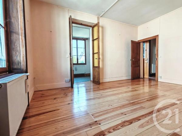 Maison à vendre  5 pièces - 129,06 m 2   BELLEY  - 01