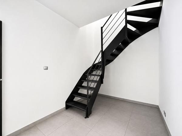 Maison familiale avec piscine, dépendance et stationnement ? Marseille 11e