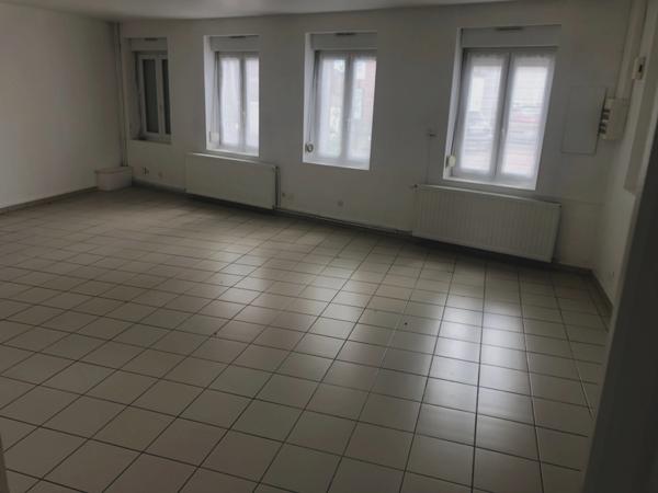 🏡 Maison familiale 8 pièces à vendre – Bruille-lez-Marchiennes.