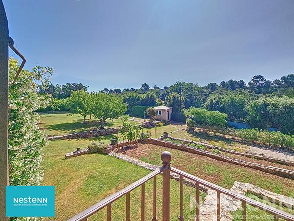 Maison de 146 m2 avec 4 chambres, véranda, garage, piscine et pool house à Saint Maximin la Sainte Baume