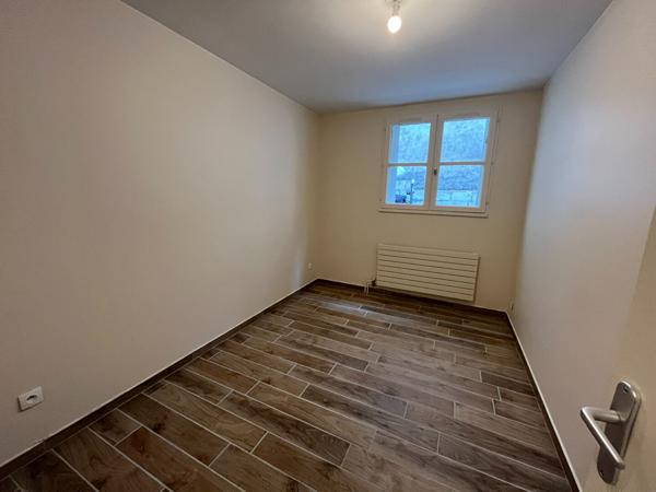 TRES BEL APPARTEMENT DE TYPE 2 CENTRE VILLE