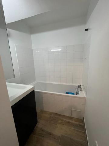TRES BEL APPARTEMENT DE TYPE 2 CENTRE VILLE