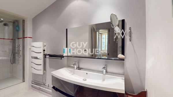 Appartement Chambery 4 pièce(s) 140.43 m2