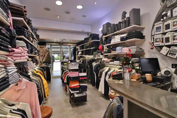 Magasin Prêt à Porter et Tous commerces - Port de Bandol