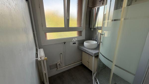 Appartement 3 pièce(s) 55 m2 15 min à pied RER A - Saint Germain En Laye Loyer 1 400 €/mois charges comprises **  - Référence  18501