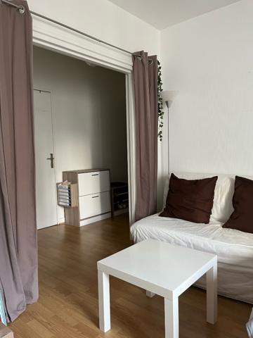 Appartement studio meublé 31,69 m2 - METRO PICPUS