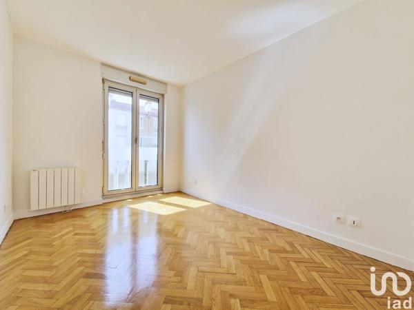 Appartement 4 pièces de 76 m² à Saint-Mandé (94160)