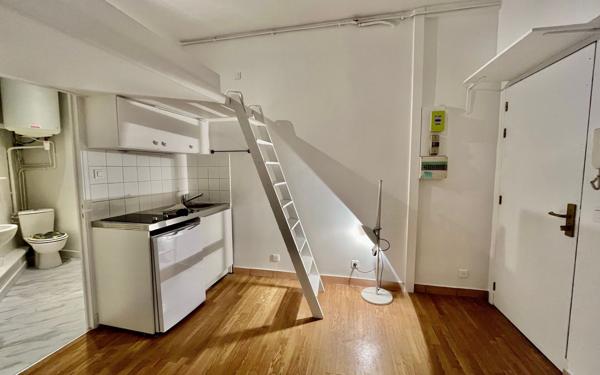 Appartement à louer    1 pièce •  Boulogne-Billancourt